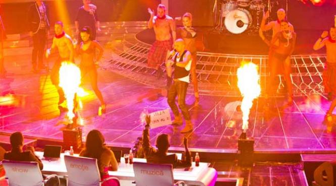 ce nu stiti despre concurentii de la x factor povestile celor sase participanti care vor urca pe scena in acest week end