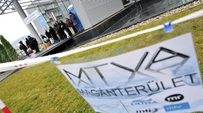 jurnalistii de la agentia de presa ungara mti sunt in greva