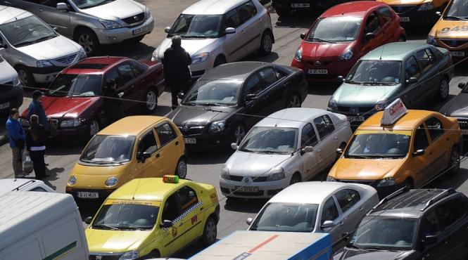 azi vom avea cel mai aglomerat trafic rutier din 2011 cele mai mari ambuteiaje vor fi la intrarile in bucuresti