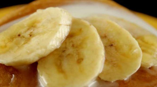 pregatiti banane si miere ca sa scapati de mahmureala