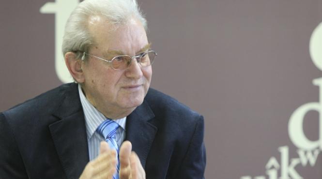 cum sa mancam corect de craciun vezi ce meniu si a pregatit profesorul mencinicopschi