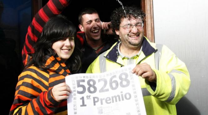 un oras intreg din spania a castigat la loterie