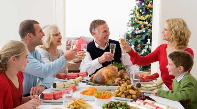 cu masura la mesele copioase atentie la dispepsie indigestie refluxul gastro esofagian pancreatita