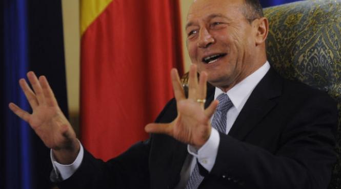 basescu pune la bataie trei posturi de consilier prezidential