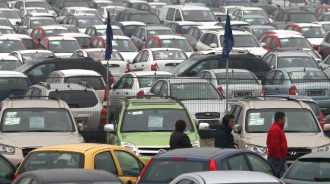 inmatricularile de autoturisme noi au scazut anul trecut cu 13 5