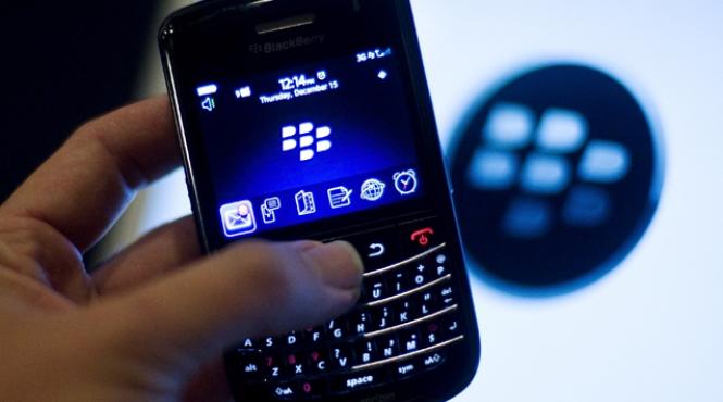 ce telefoane vor putea fi utilizate in locul cardurilor bancare pentru plati la comercianti