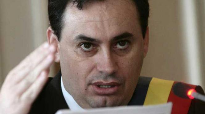 licitatie cu acte falsificate la primaria arad