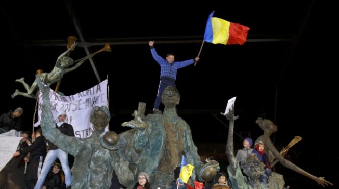 protestele din romania vor continua manifestatiile consecinta masurilor nepopulare luate de guvern vezi relatarile cnn bbc sau radio france internationale