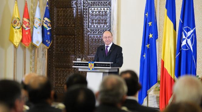 basescu vorbeste de funie in casa spanzuratului