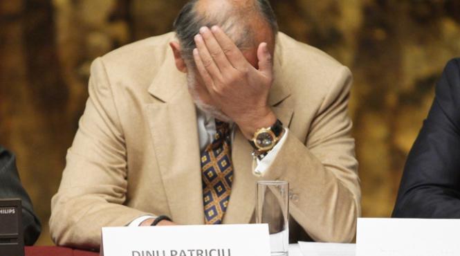 construit pe datorie imperiul din retail al lui dinu patriciu incepe sa se destrame miliardarul negociaza vanzarea catre grupul 7 eleven