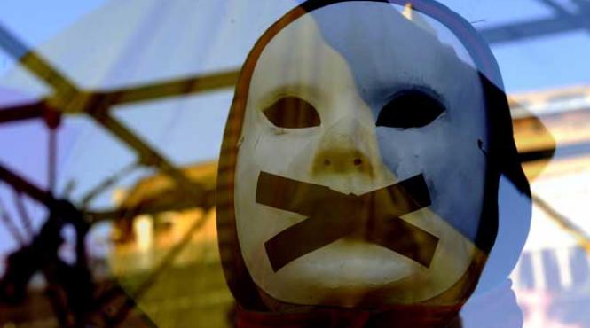 proteste ziua a 11 a in mijlocul manifestantilor a aparut un locotenent de la flotila 71 aeriana campia turzii