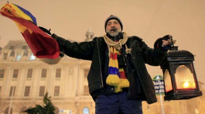 presa franceza compara miscarea de protest a romanilor cu cea a indignatilor