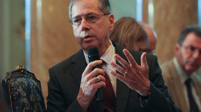 gittenstein scut cu gloante oarbe pentru basescu