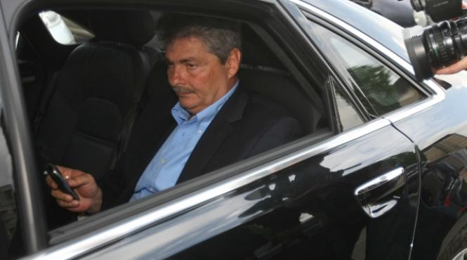 sorin ovidiu vintu condamnat la sase luni de inchisoare cu executare pentru santajarea lui sebastian ghita