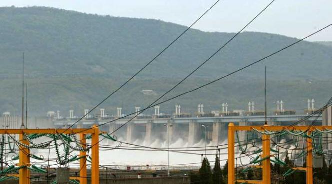 tunurile guvernului pe ultima suta de metri privatizarile capusate de conflicte de interese hidroelectrica urmatoarea tinta