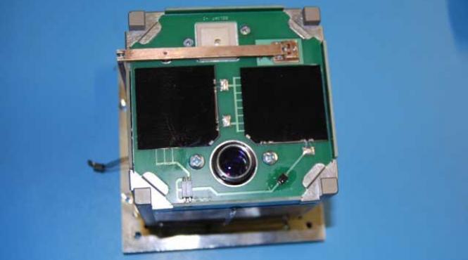 vantul amana lansarea primului satelit romanesc