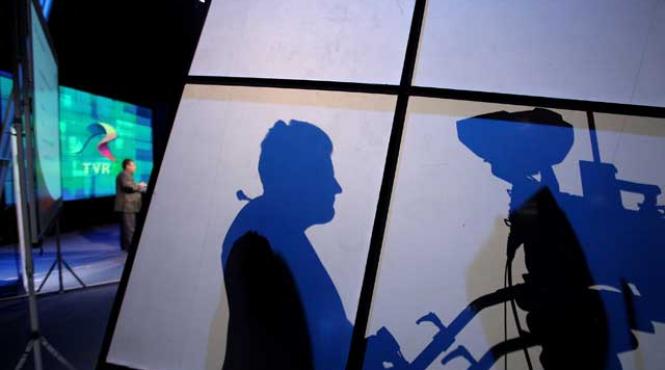 la tvr se pregatesc primele concedieri si reduceri salariale