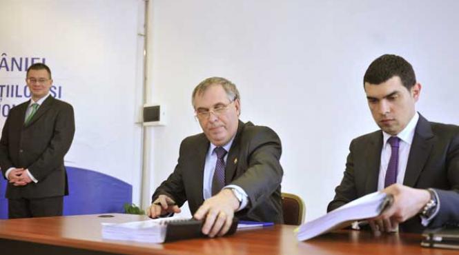 controale corporale la investirea noilor ministri