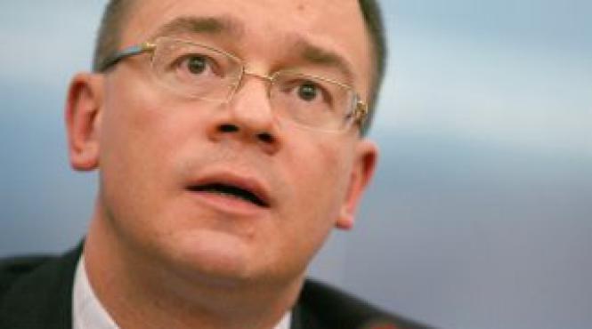 dezvaluirile anonymous despre mihai razvan ungureanu si serviciile de spionaj