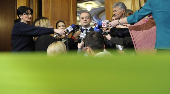 boc ramas fara palat incotro o ia ce spun oamenii din fieful de la cluj