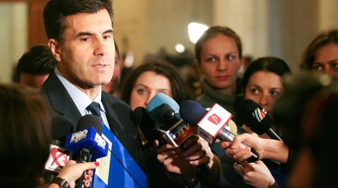 croitoru in romania nu e capitalism clicile antreprenori de carton politicieni au acaparat economia