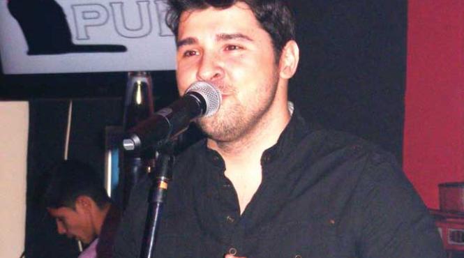 dragos chircu vocea lui a imblanzit toata lumea din club parea mai frumoasa mai buna