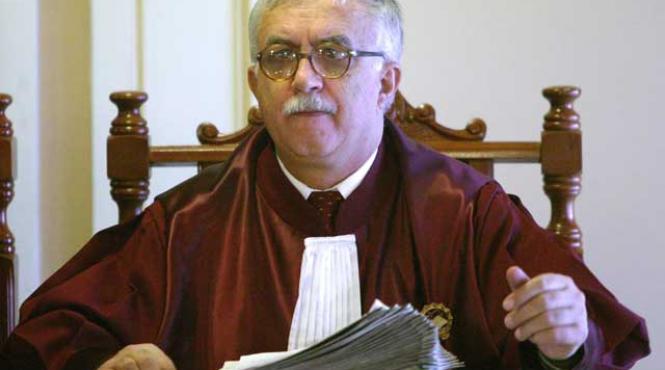 ccr solicita conducerii camerei un punct de vedere in cazul sesizarii usl privind investirea guvernului ungureanu