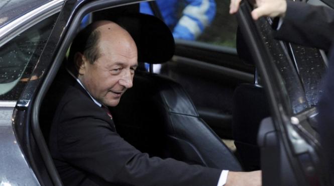 procesul in care facias contesta avertismentul primit de basescu pentru discriminare amanat pentru 15 mai