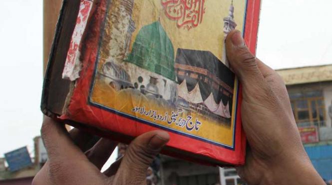 arde coranul se inflameaza afganistanul