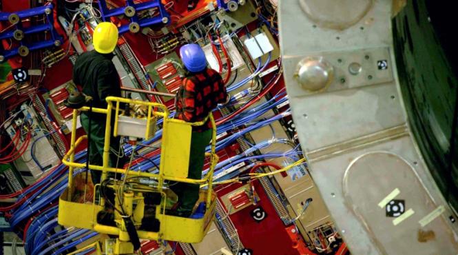 noile stiri de la cern si rom nul care l a contrazis pe einstein