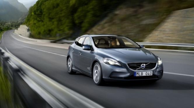 informatii noi despre volvo v40