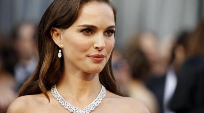 premiile oscar s au dat dar cine ia premiul pentru cea mai frumoasa bijuterie galerie foto