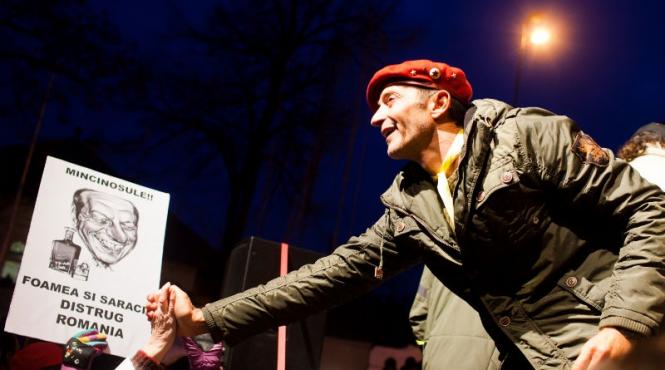 radu mazare dezamagit de revolutia blegita a renuntat la uniforma de che guevara