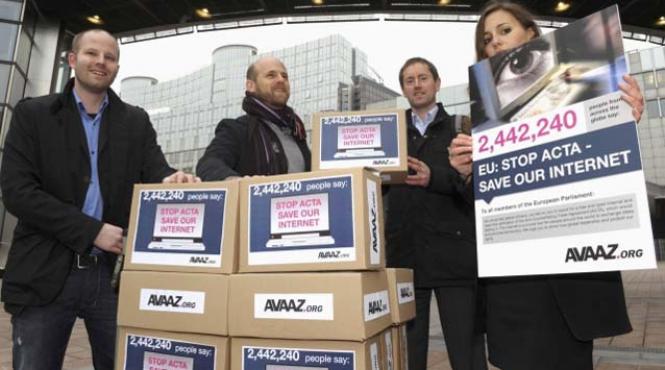 petitie impotriva acta depusa la parlamentul european