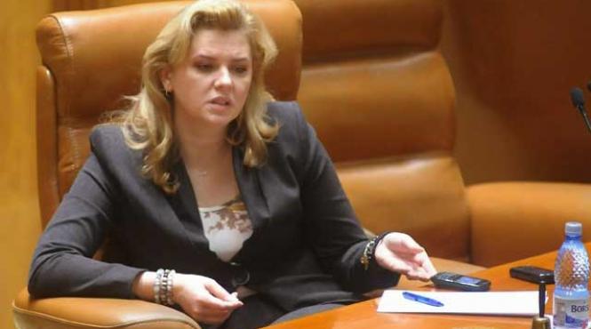 roberta acuzata ca acopera chiulul puterii