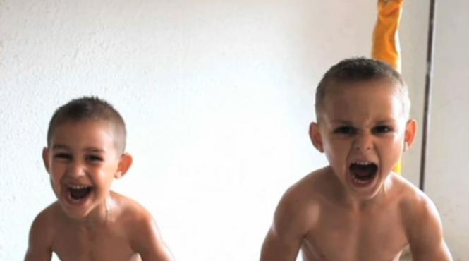 video cei mai puternici copii din lume sunt romani vezi antrenamentul celor doi mici culturisti din galati