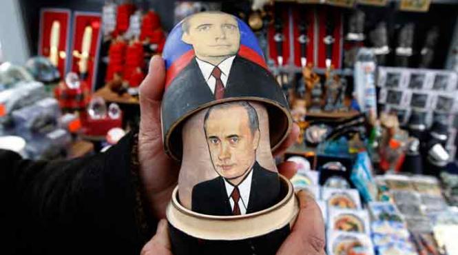 vladimir putin forteaza usile kremlinului