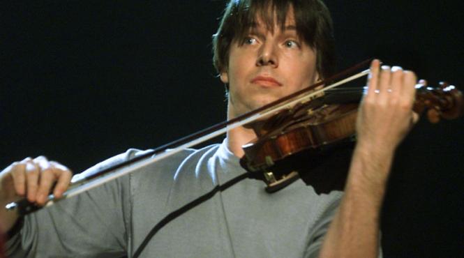 renumitul violonist joshua bell jefuit in hotel de un hot care purtand doar un prosop a pretins ca e chiar artistul