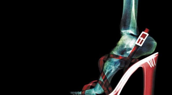 boala hainelor prea stramte