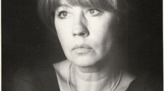 astazi e ziua ta carmen galin dor de tot ce am trait pana ieri si chiar pana acum un minut