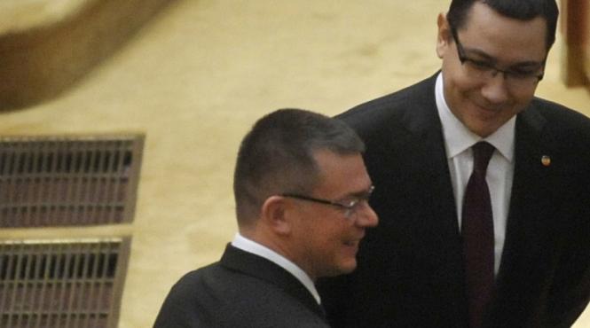 ponta ii scrie lui ungureanu solutia este si revenirea salariilor si reducerea cas