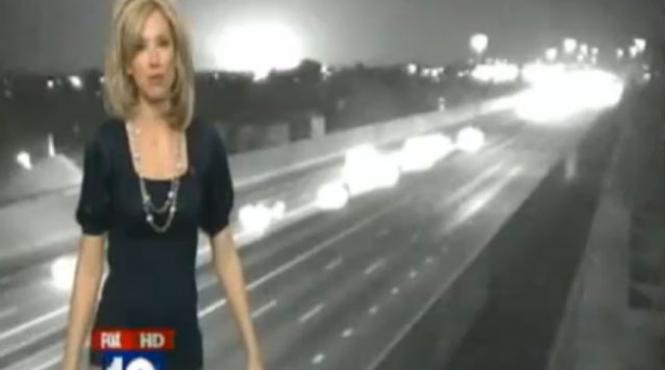 video explozie brusca de lumina pe cer in direct la phoenix fox 10