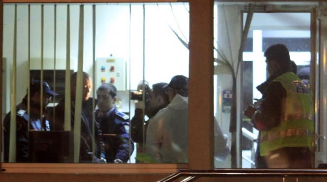 asasinul de la coafor face victime colaterale seful directiei medicale din mai a fost demis