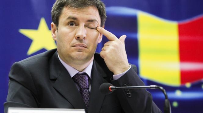 fosti sefi in mai povestesc cum isi angaja igas pilosii pe unul a vrut sa l lase mostenire internelor