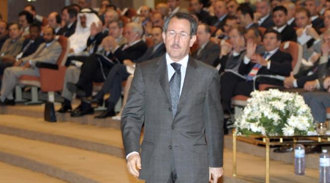 presedintele siriei incoltit si de familie socrul lui bashar al assad ii cere sa puna capat violentelor si se teme pentru fiica sa