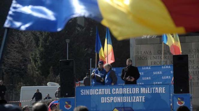 de la nevrotici la coloana sonora a vietii