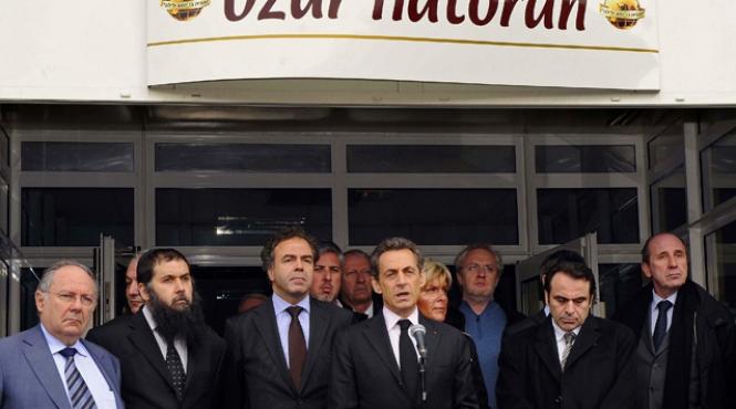 sarkozy isi suspenda campania si anunta gradul maxim de alerta terorista la toulouse