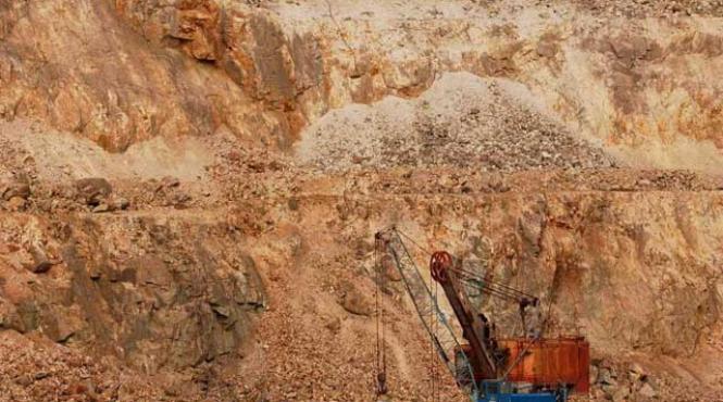 ultima afacere a romaniei un zacamant de peste 20 miliarde de dolari miza privatizarii de 200 de milioane euro a cuprumin