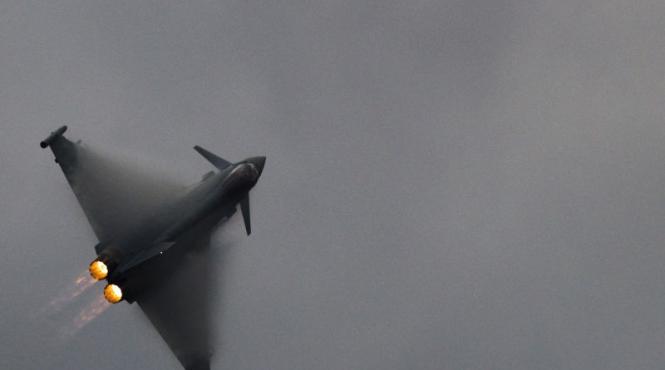 un avion declarat furat a fost interceptat luftwaffe in spatiul aerian german dupa ce s a declansat alerta terorista