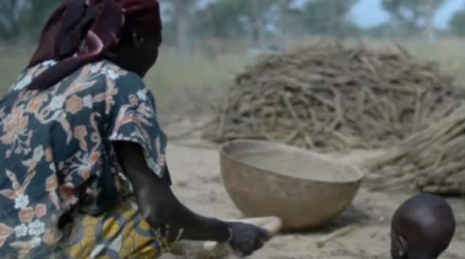 video peste 10 milioane de persoane ar putea muri din cauza foametei in africa campanie media de 24 de ore pentru a atrage atentia asupra crizei umanitare